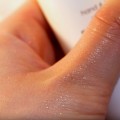 YOKABA Peony Sparkle Hand&Body Cream Vegan Illuminating Effect Essence Rozświetlający Krem Do Rąk I Ciała Peony Sparkle 230ml